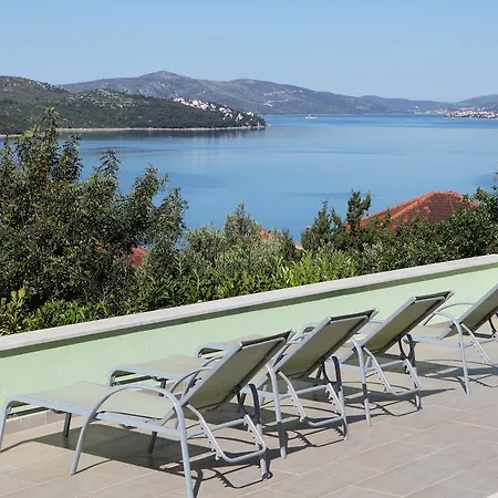 Delta Apartmán Trogir